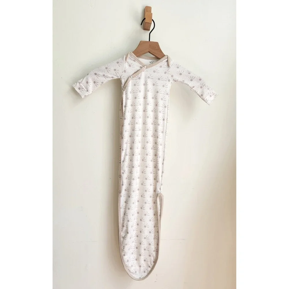 Copper Pearl Sleep Gown Baby 0-4M Cream Tan Sunburst Kimono Snap Gown Neutral